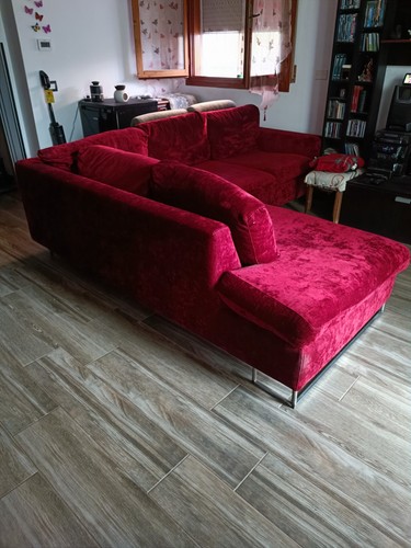 Divano angolare con chaise